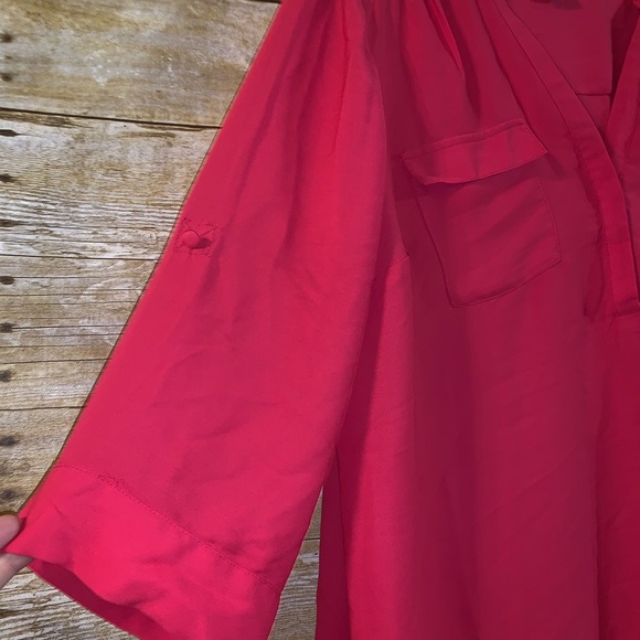 Beautiful Torrid size 1 Blouse - Picture 3 of 7